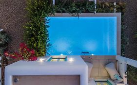 Majo Suites Hotel