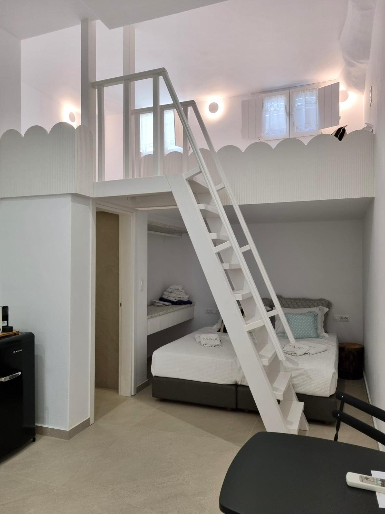 Majo Suites Hotel Agia Anna  Exterior foto
